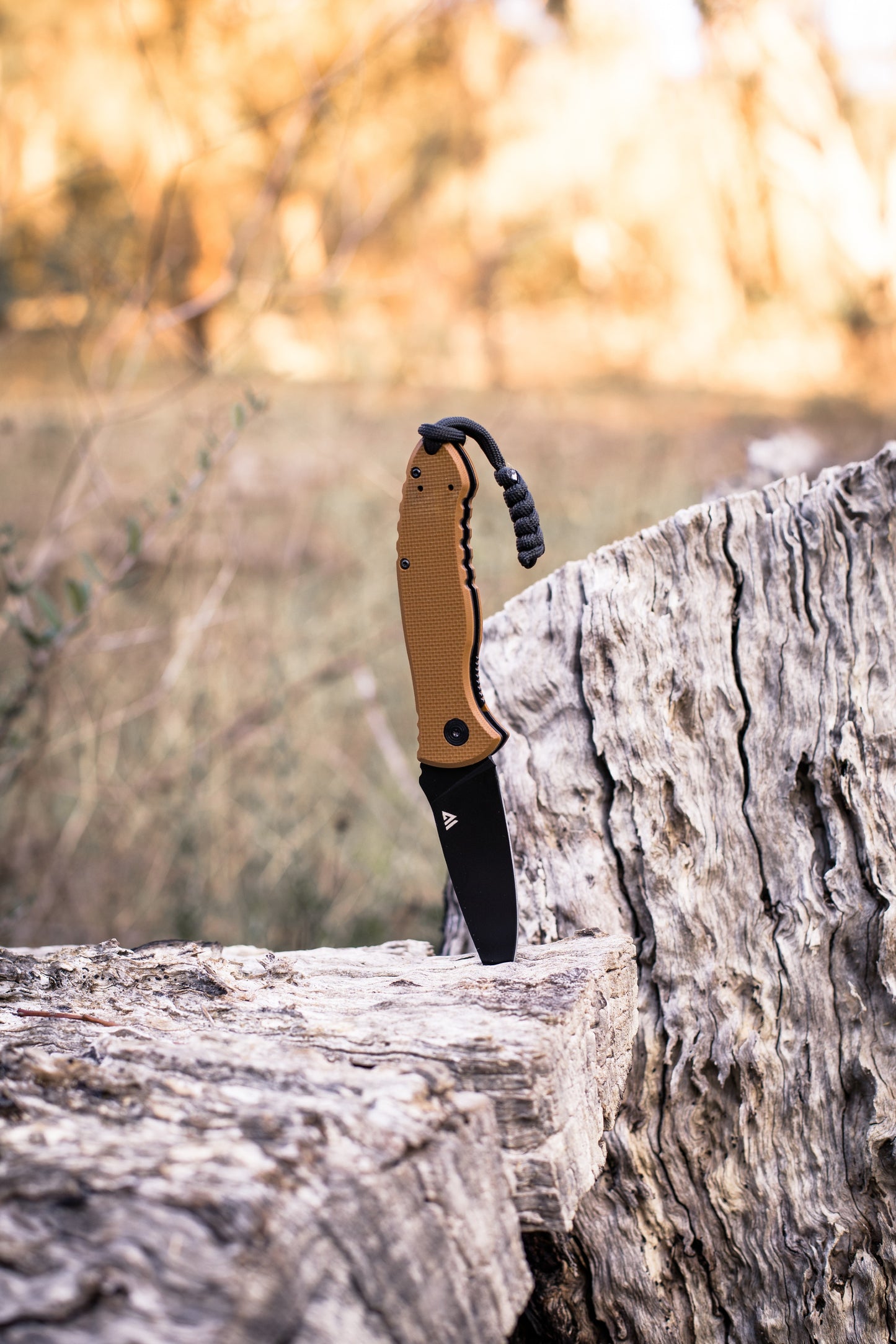 Wilora Black Blade Pocket Knife - EDC Folding Knife with Double Lock and G10 Handle - Dessert Handle